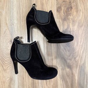 Pedro Garcia Black Suede Chelsea Ankle Booties Made in Spain Size 39.5
